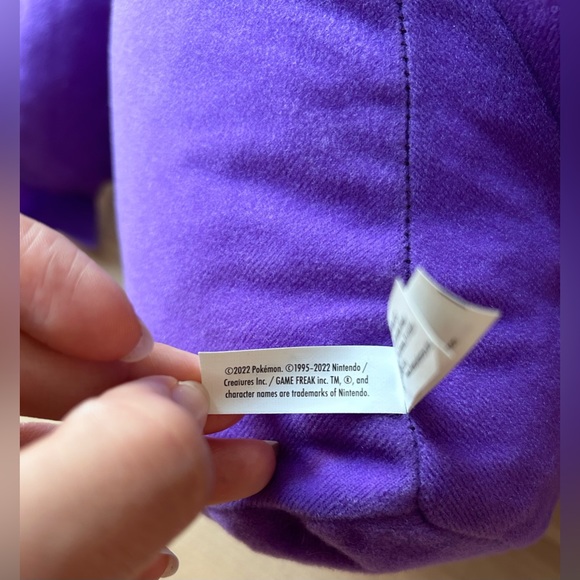 Pokemon Gengar 20” Purple Plush EUC Pokemon Licensed Tag 2022 Team Rocket Anime - Picture 7 of 11